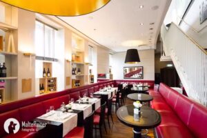 Engels, das Bistro an der Oper