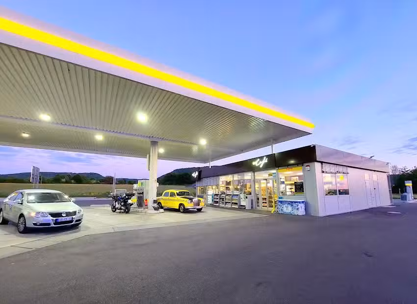 Eni Service Station