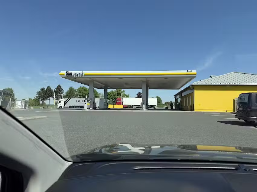 Eni Service Station