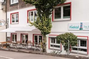 Erlacher Höhe Tagesstätte Windrad Freudenstadt