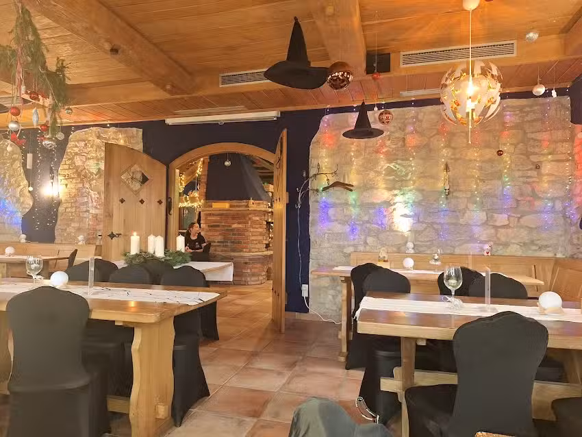 Erlebnisgastronomie Restaurant &ndash; Caf&eacute; &bdquo;Magic&ldquo;