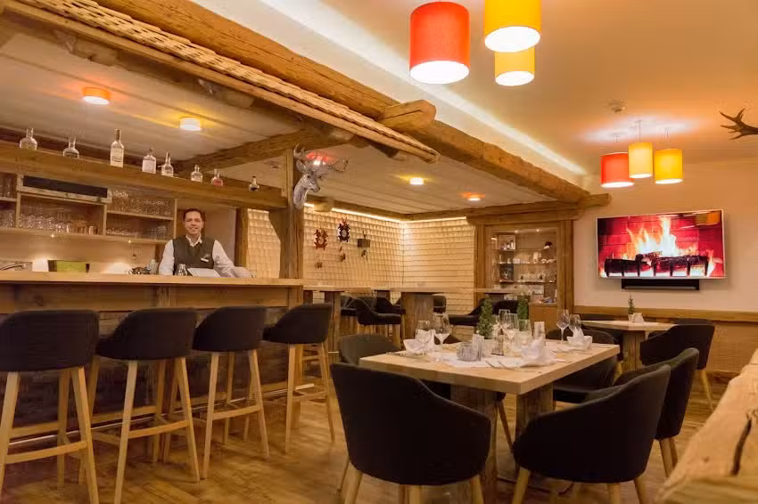 EssBar & Restaurant im Vitalhotel | Gr&uuml;ner Baum