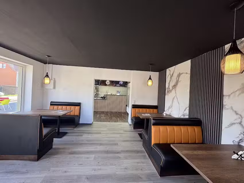 Evy&lsquo;s Grill Haus