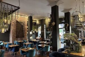Face Sushi Restaurant & Bar