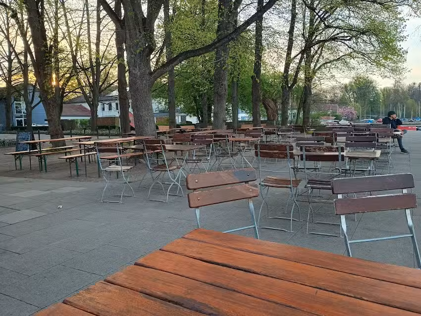 F&auml;hrhaus Maschsee am Westanleger