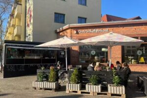 Falafel Wraps and more / Buckauer Feinkostklappe