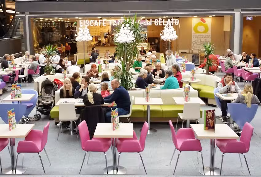 Fantasia Del Gelato Caf&eacute;