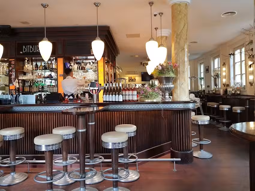 Faustus Restaurant