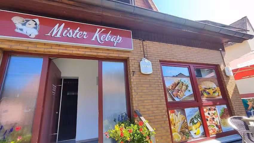 Fauzi&acute;S Pizzeria