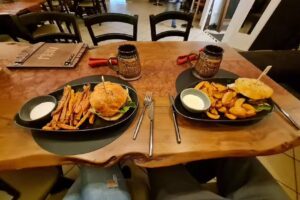 Fenrir &ndash; Burger & Bar