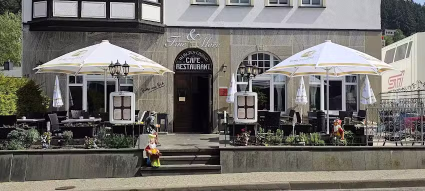 Fine & More Restaurant by Florian