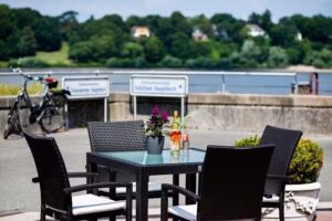 Finkenwerder Elbblick