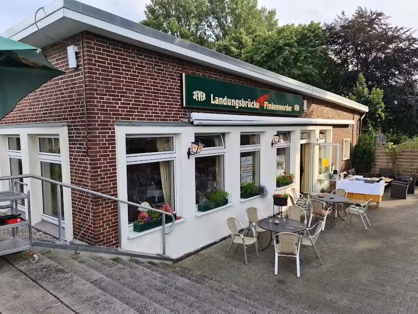Finkenwerder Landungsbr&uuml;cke