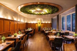 FIRO Restaurant & Bar