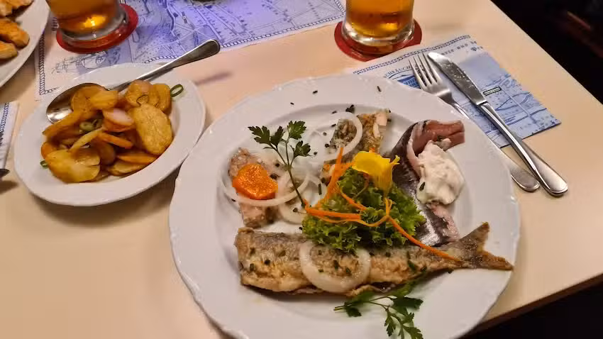 Fischgastst&auml;tte Rennhack