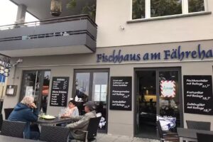 Fischhaus am Fährhafen