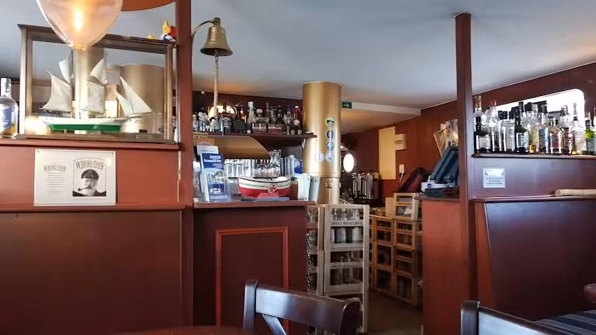 Fischimbiss MS&ldquo;Kragenhai&ldquo; Peenem&uuml;nde