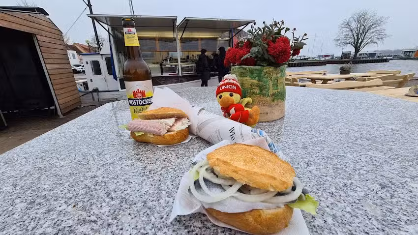 Fischkutter &bdquo;Elfriede&ldquo;