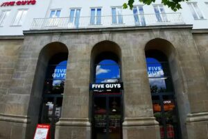 Five Guys Burgers and Fries Kassel Königsplatz