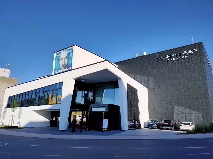 Florian Zimmer Theater
