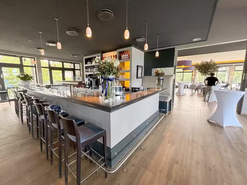 Flott Brasserie & Sportsbar