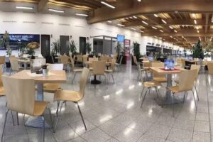 Flughafen-Bistro „Up & Away“