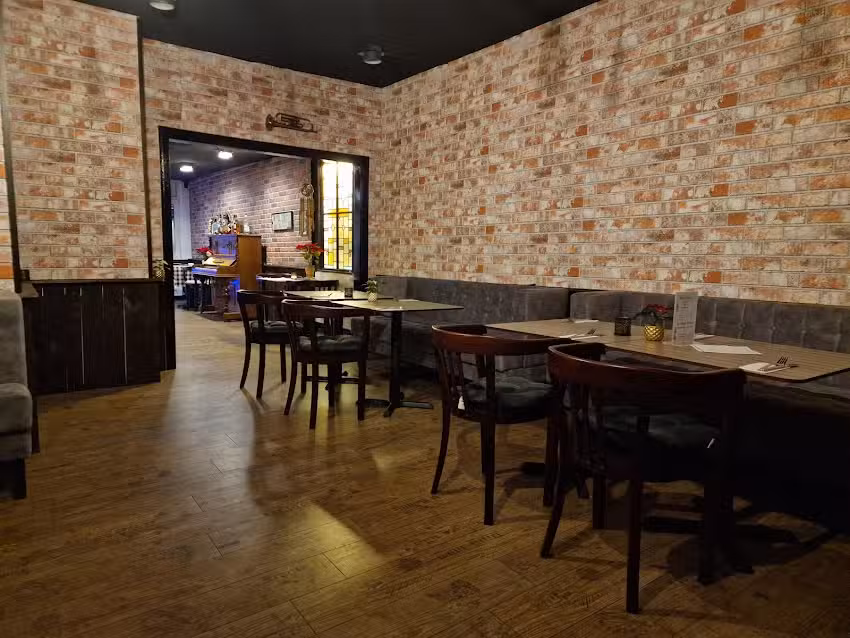 Food Republik Restaurant