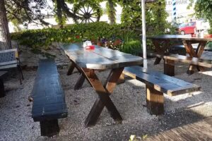 Four Corners Music Hall & Restaurant