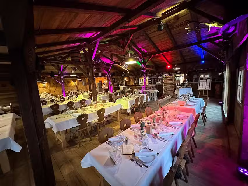 Franjos Almh&uuml;tte