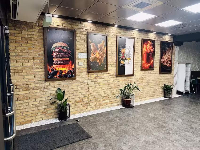 Freestyle Burger & Pizza