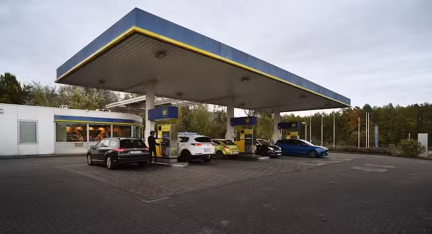 Freie Tankstelle &ndash; Eva Wippenhohn Mineral&ouml;le e.K.