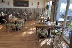 Freiluft &ndash; Teichcaf&eacute;