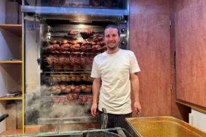 Frische Grillhähnchen