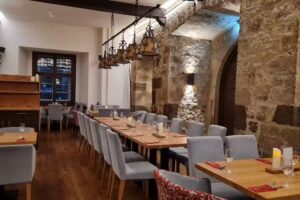 &bdquo;Fr&uuml;hauf&ldquo; Restaurant Caf&eacute; Bar