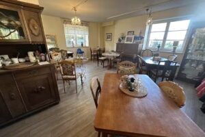 Fr&uuml;hst&uuml;ck & Caf&eacute; K&uuml;stenliebe &ndash; B&ouml;rgerende
