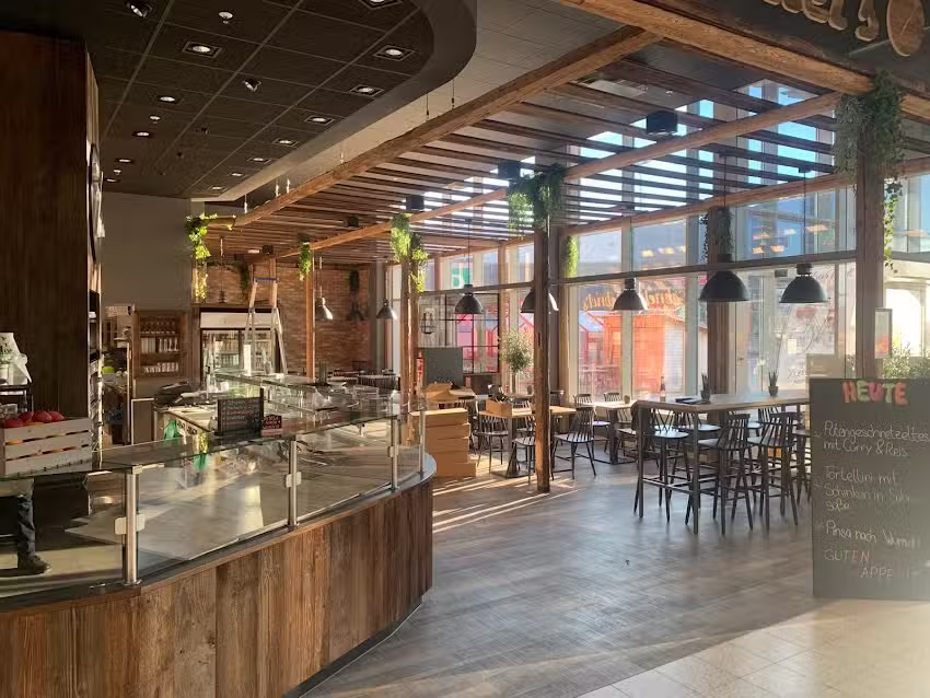Gabriel&rsquo;s Cafe &bull; Bistro
