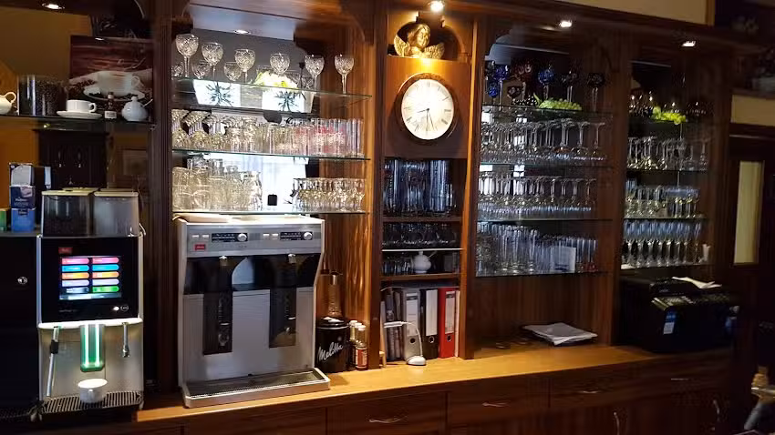 Galeriecafe und Restaurant AMBIENTE mit Pension