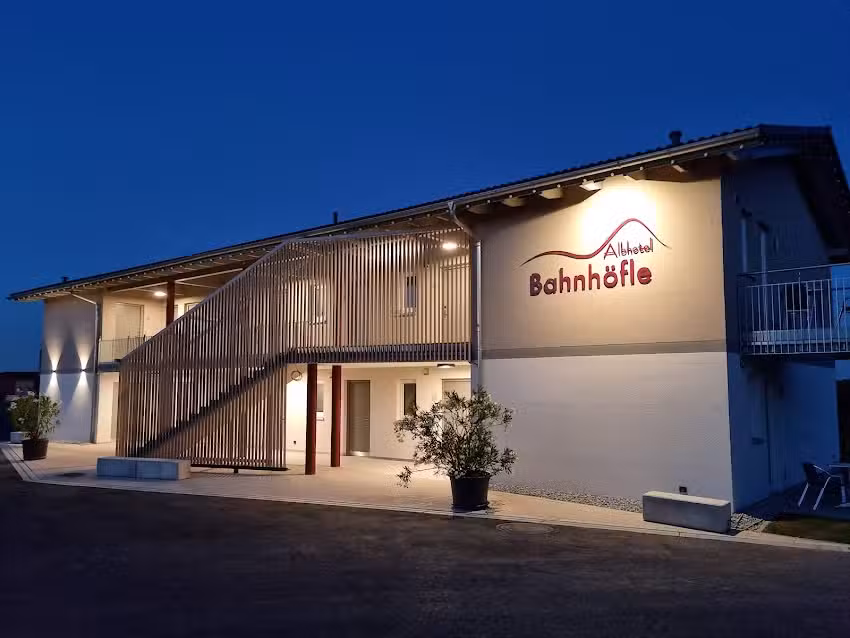 Gasthaus & Albhotel zum Bahnh&ouml;fle