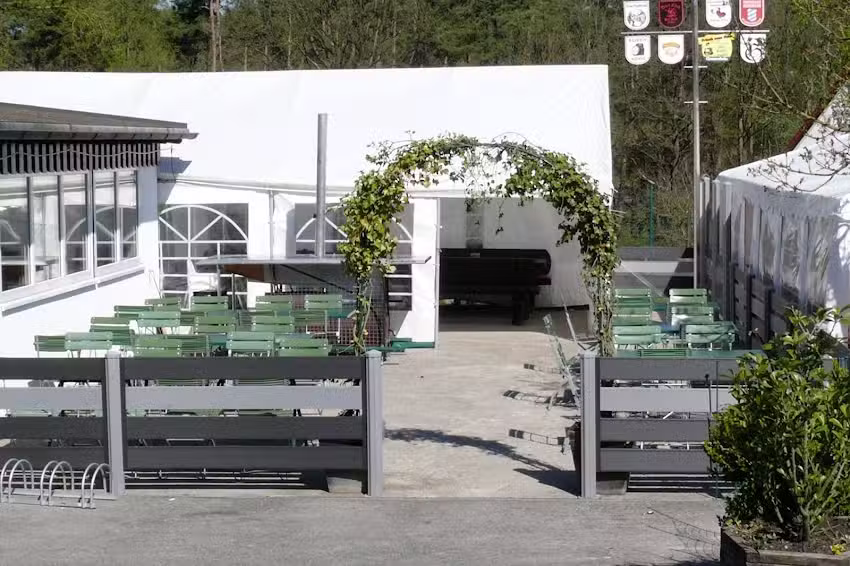 Gasthaus & Biergarten D&ouml;tschel