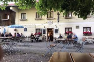 Gasthaus Hansch Robert & Karin Hansch