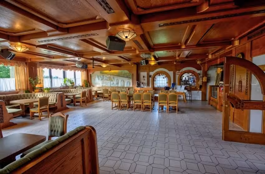 Gasthaus & Pension &bdquo;Cafe zum Toni&ldquo;