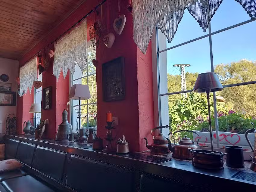 Gasthaus Saaleeck &ndash; Doris Millgramm