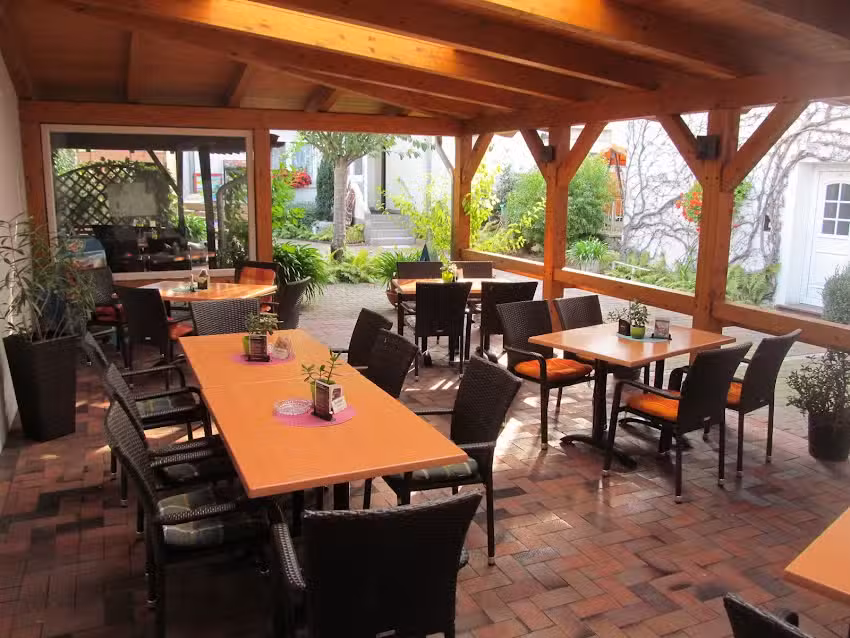 Gasthaus und Pension &bdquo;Zum Biber&ldquo;
