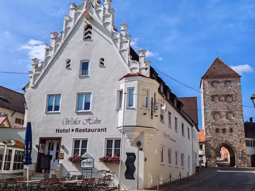 Gasthaus zum wei&szlig;en Hahn (Wemding)