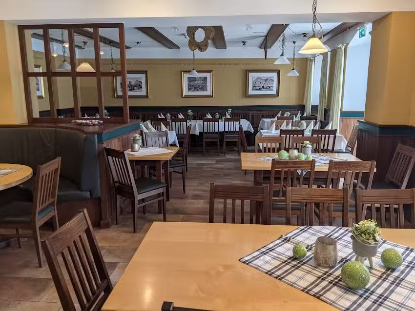 Gasthaus Zur Post &bdquo;Wei&szlig;es R&ouml;ssl&ldquo;