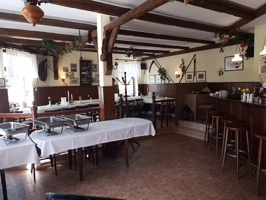 Gasthof & Biergarten &bdquo;Zur Krone&ldquo;