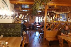 Gasthof Hinterwirt mit Biergarten