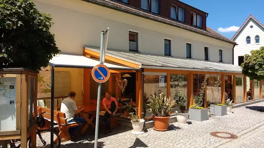 Gasthof &bdquo;Zur Burg&ldquo;