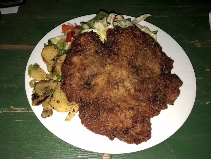 Gastst&auml;tte am Kunstrasenplatz