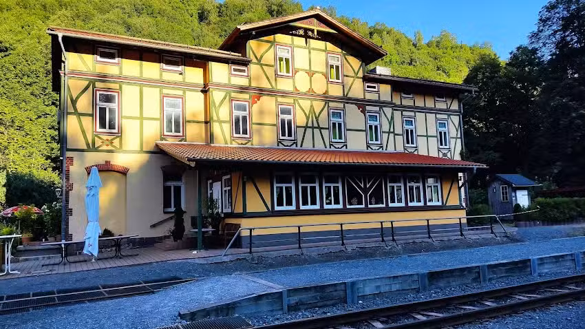 Gastst&auml;tte im Bahnhof Eisfelder Talm&uuml;hle